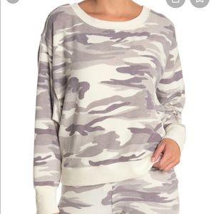 Theo Spence dolmen sleeve top